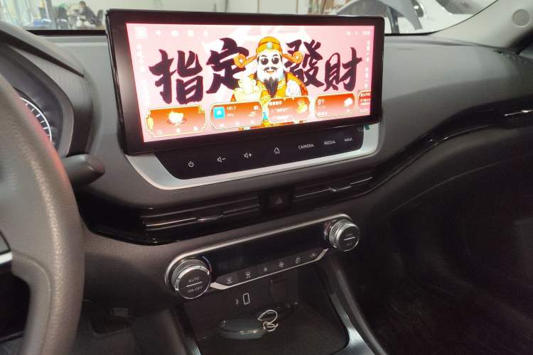 Used Nissan Sylphy 2022 All-Electric e-POWER Version with Large Display
