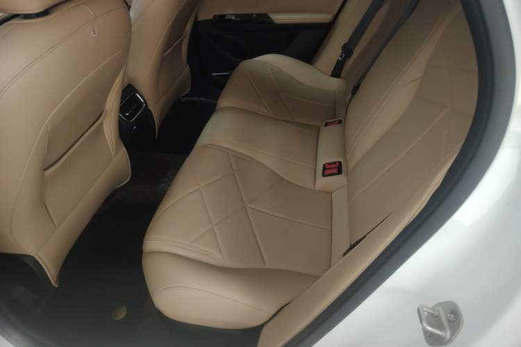 Used  L6 2024 125km PLUS Dragon Edition