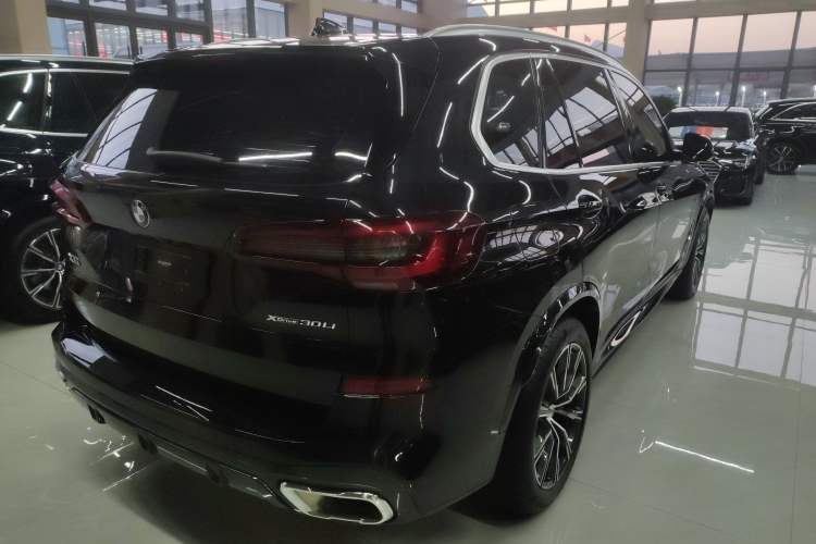 Used BMW X5 2022 Restyled xDrive 30Li M Sport Package