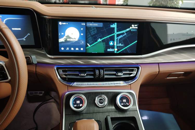 Used Hongqi H9 2023 2.0T Smart Connect Flagship Edition
