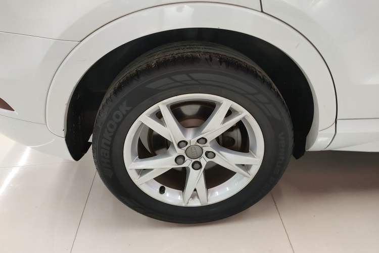 Used Audi Q3 2017 30 TFSI Fashion Model
