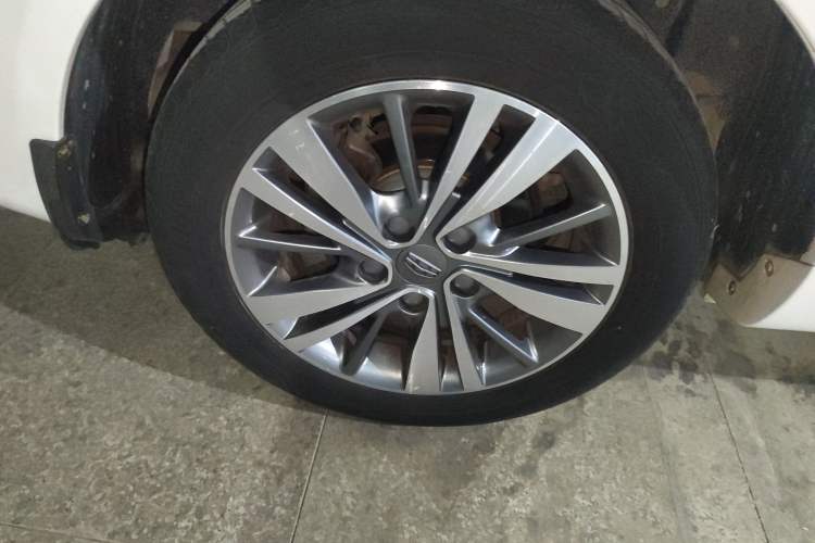 Used Geely Auto Emgrand 2018 1.5L Manual Upward Connect Edition
