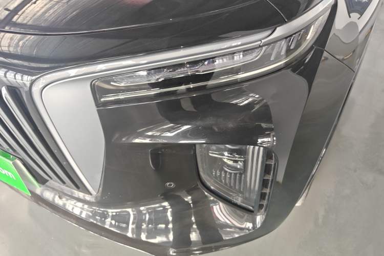 Used Hongqi E-HS9 2022 660 km Range Flagship Edition Four Seats
