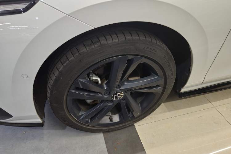 Used Volkswagen Golf 2021 280TSI DSG R-Line
