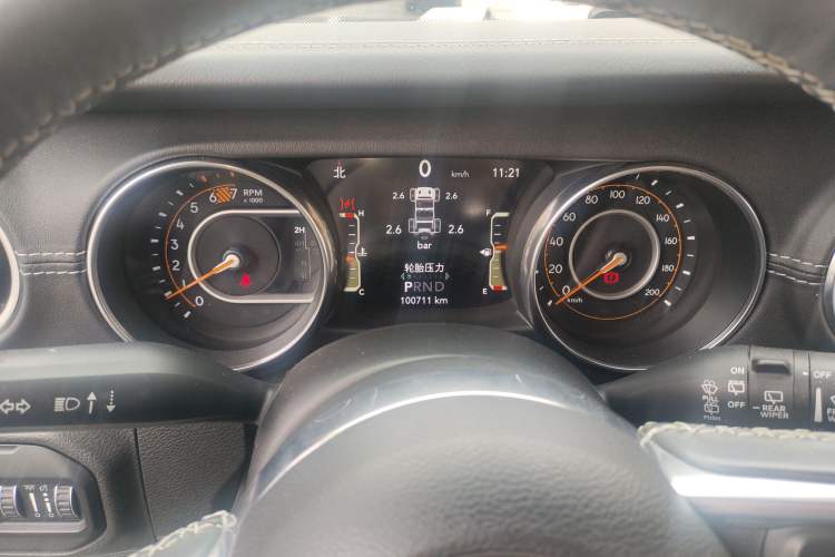 Used  Wrangler 2019 2.0T Sahara Four-Door Version China VI Emission Standard