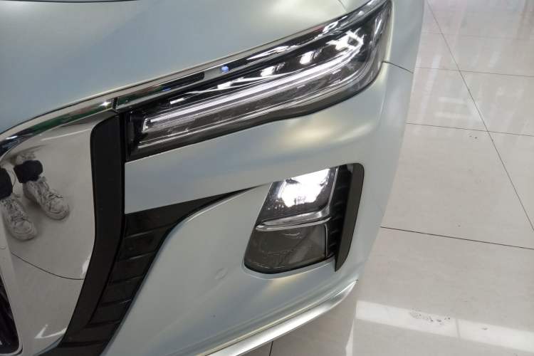 Used Hongqi H5 2023 2.0T Automatic Smart Connect Flagship Edition
