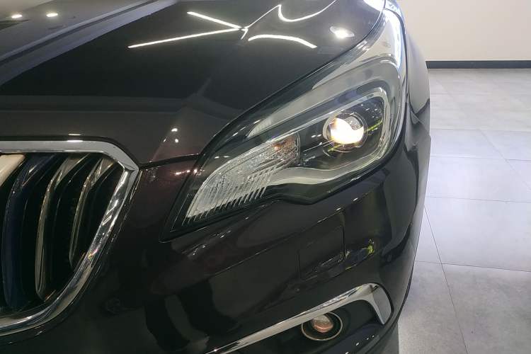 Used Buick Envision 2017 28T Four-Wheel Drive Elite Model