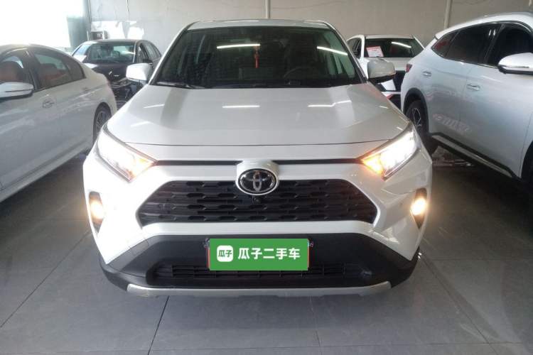 Used Toyota RAV4 2022 2.0L CVT Two-Wheel Drive Fashion Plus Edition
