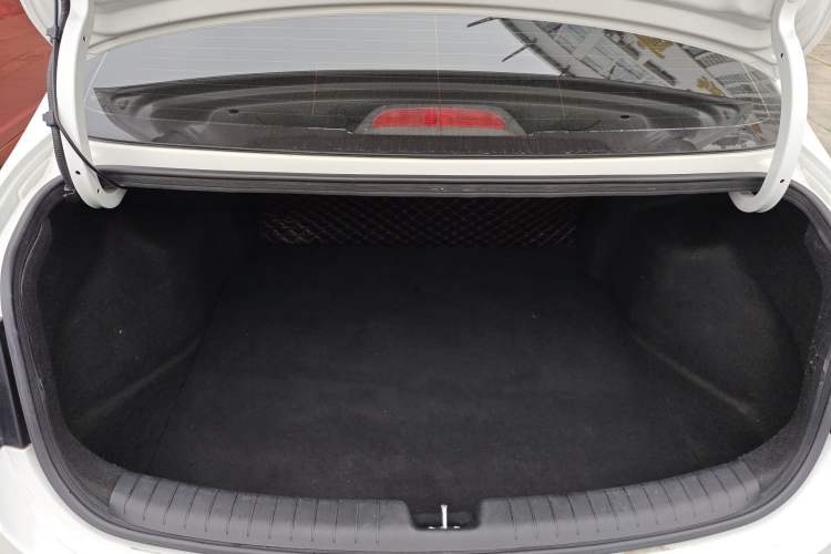 Used Hyundai Celesta 2018 1.6L Automatic GL Enjoyment Edition China VI compliant