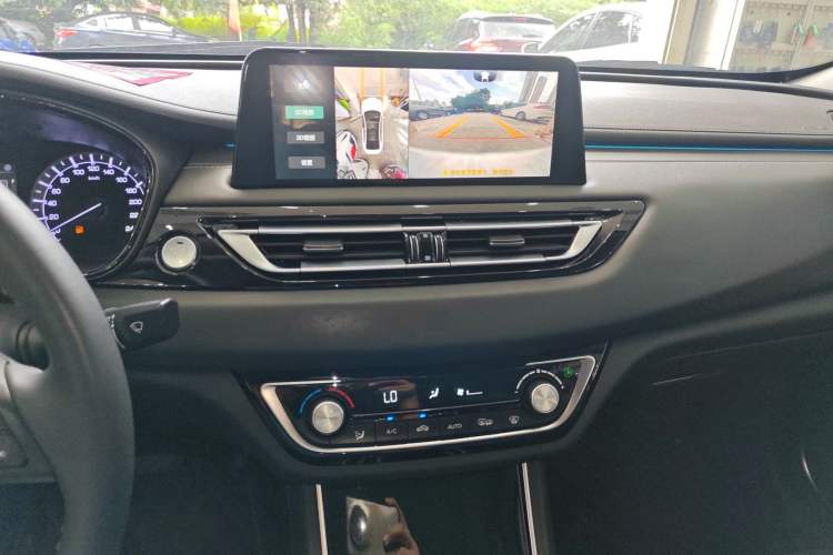 Used Changan Ruicheng CC 2022 Blue Whale Edition 1.5T DCT Luxury Model
