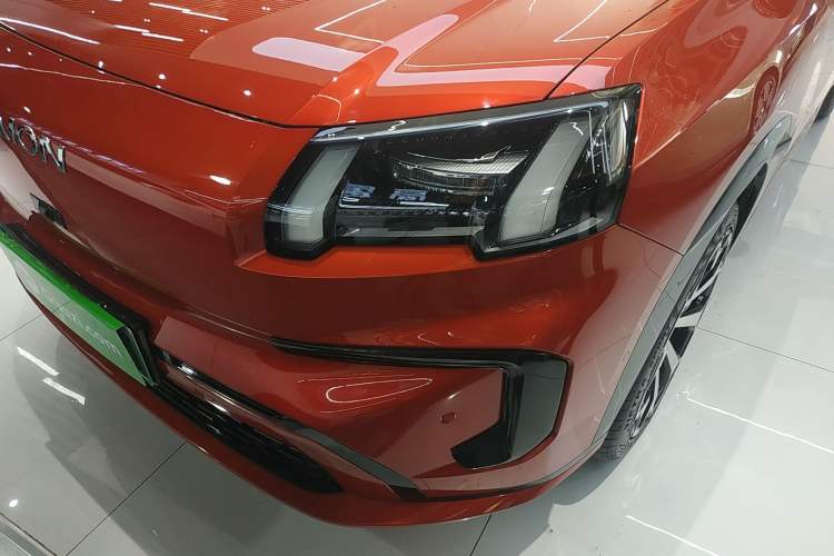 Used AION V 2024 Aion Tyrannosaurus 650 LiDAR Edition
