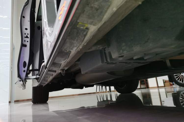 Used Toyota Alphard 2023 Dual-Motor 2.5L Premium Golden Edition
