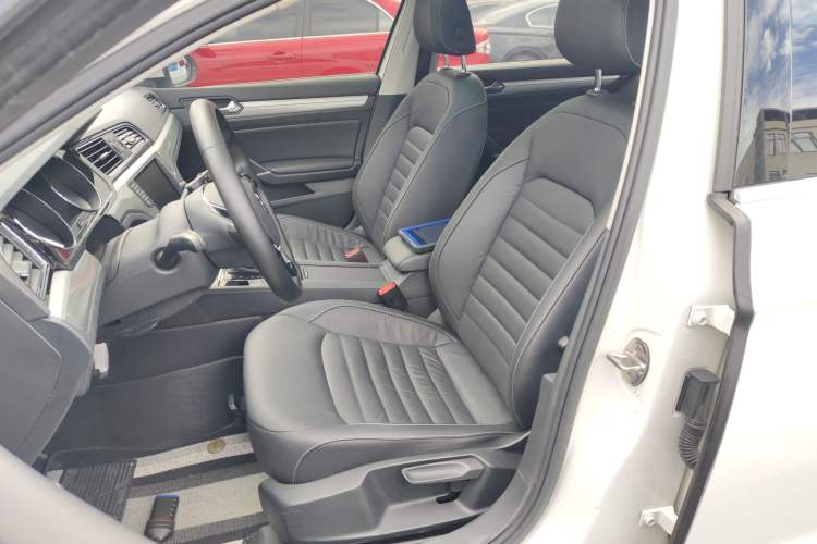 Used Volkswagen Lamando 2018 280TSI DSG Comfort Edition
