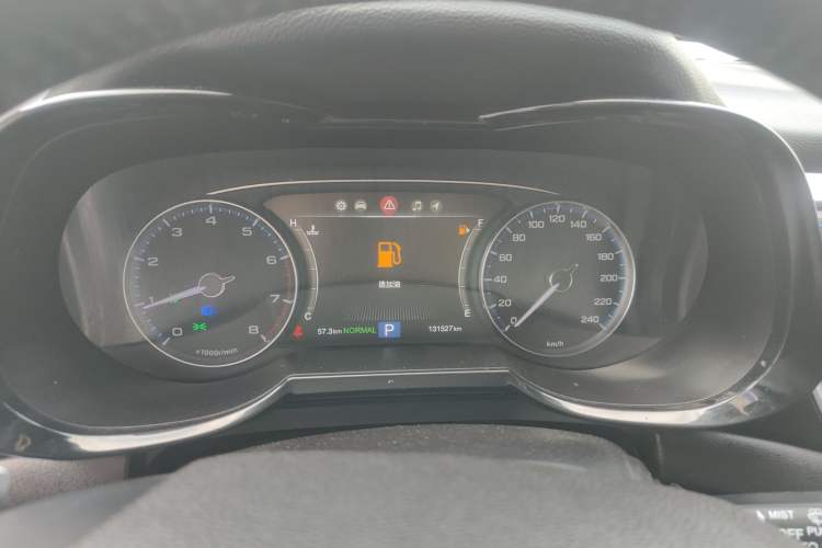 Used GAC Trumpchi GS7 2017 320T Two-Wheel-Drive Luxury Smart Connectivity Model