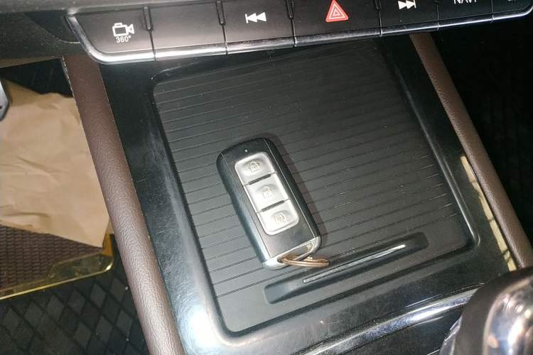 Used Dongfeng Fengon 580 2018 1.5T CVT Luxury Model
