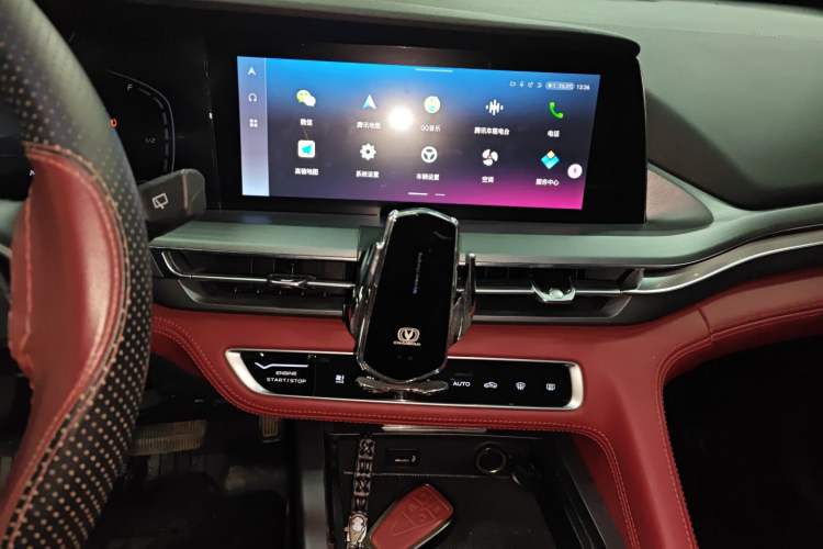 Used Changan CS75 PLUS 2022 1.5T Automatic Luxury Model
