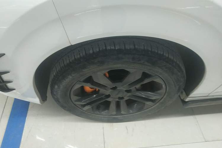 Used Dongfeng Aeolus Yixuan 2023 Mach Edition 1.5L Automatic Chasing Wind Version
