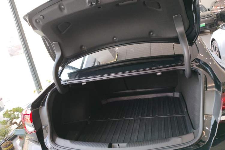 Used Buick Regal 2024 Revised 25T Ultra-Comfort Edition
