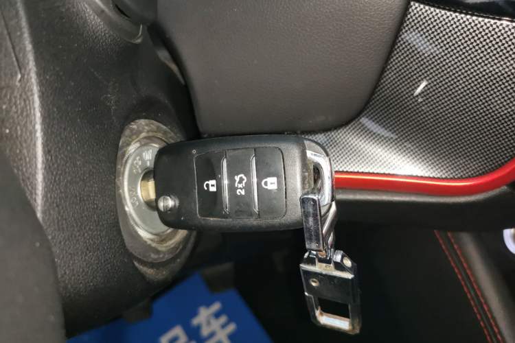 Used Changan CS55 2017 1.5T Manual Colorful Edition
