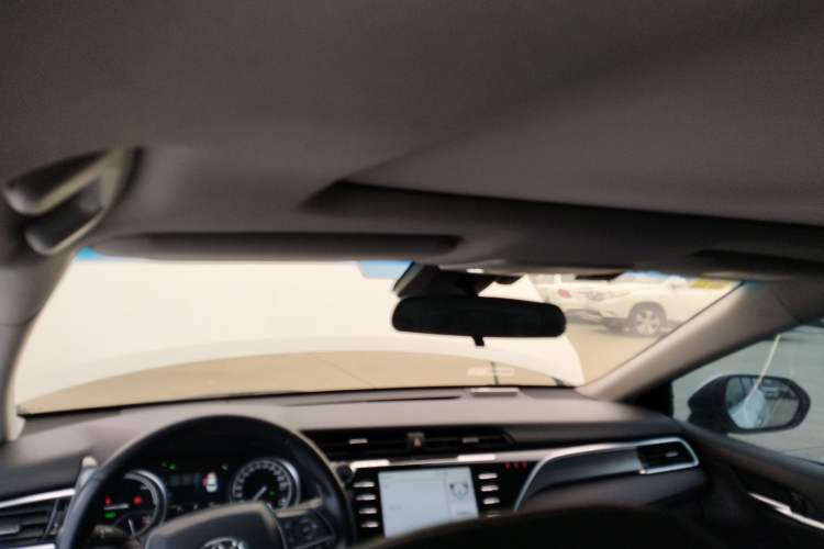 Used Toyota Camry 2018 Dual-Engine 2.5 HG Luxury Edition