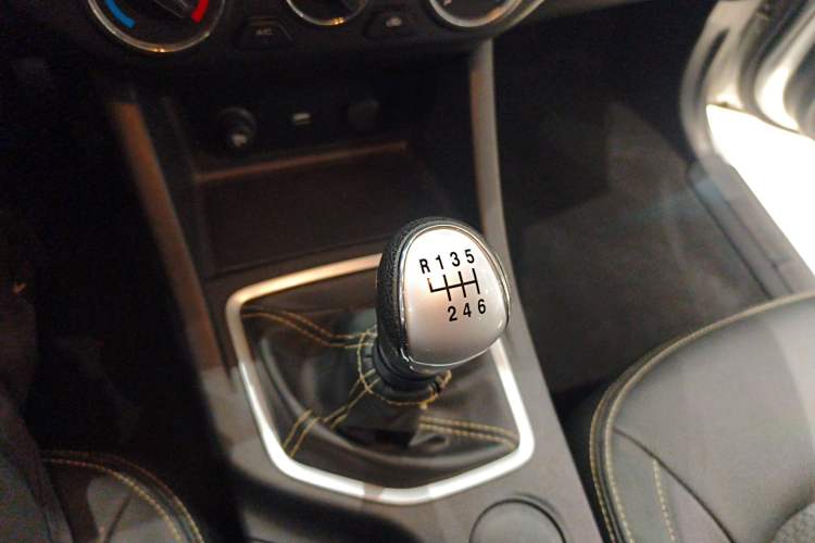 Used Great Wall Wingle 7 2021 2.0T Diesel Two-Wheel Drive Value Edition Big Double GW4D20M
