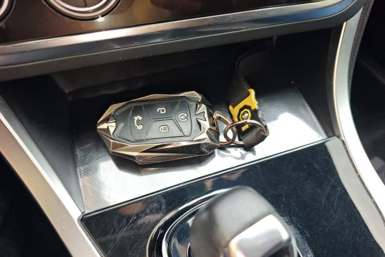 Used Lynk & Co 01 2019 2.0T Two-Wheel Drive Zhaopu Version China VI Standard
