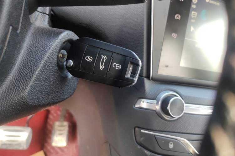 Used Peugeot 408 2015 1.2T Automatic Luxury Edition