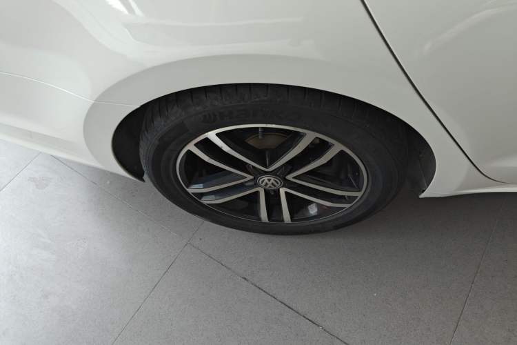 Used Volkswagen Lamando 2021 280TSI DSG Comfort Edition
