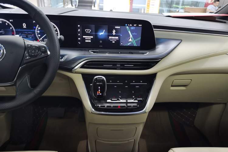 Used Buick GL8 2022 ES Land Cruiser 653T Luxury Model