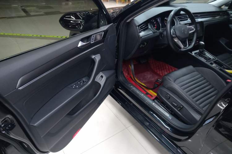 Used Volkswagen Magotan 2020 330TSI DSG Leading Model
