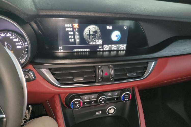 Used Alfa Romeo Stelvio 2017 2.0T 200HP Luxury Edition
