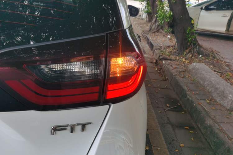 Used Honda Fit 2021 1.5L CVT Trend Edition
