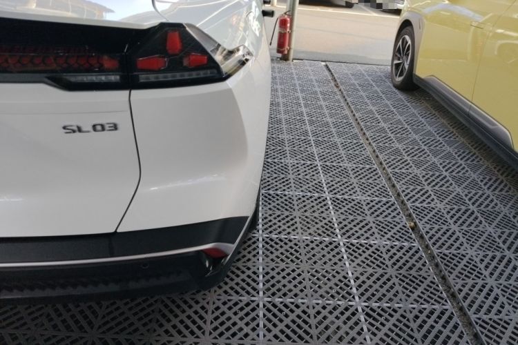 Used  SL03 2023 200Max Range-Extended Version