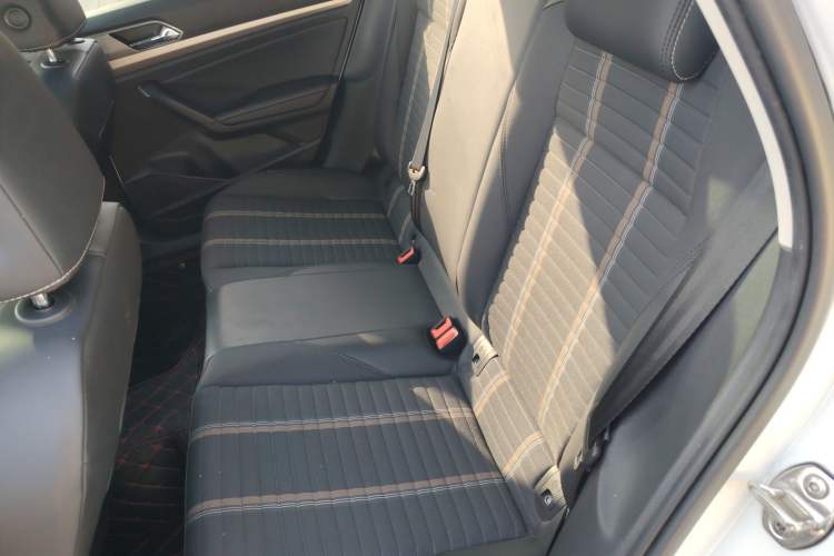 Used Volkswagen Lavida 2019 Hatchback 200TSI DSG Comfort Edition China VI
