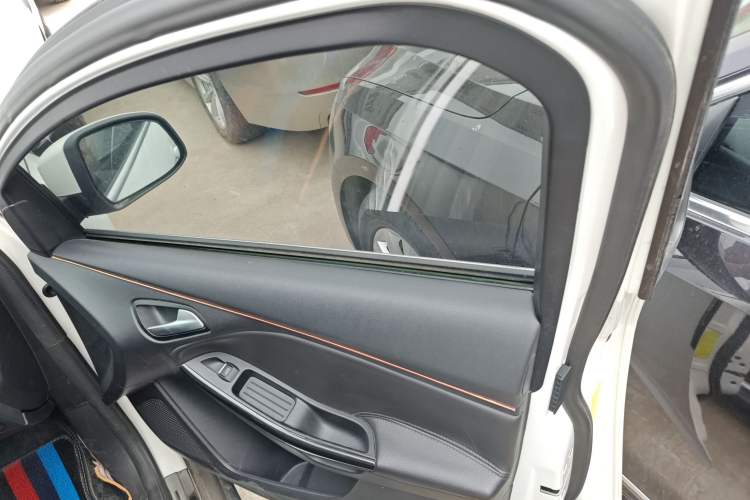 Used Ford Focus 2017 Sedan EcoBoost 180 Automatic Elite Model
