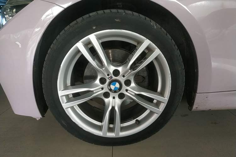 Used BMW 3 Series 2019 320i M Sport Package
