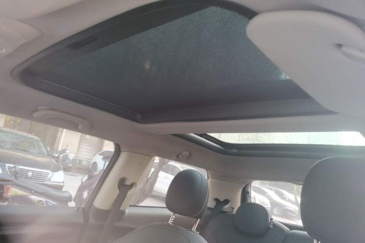 Used  MINI 2016 1.2T ONE Pioneer Edition
