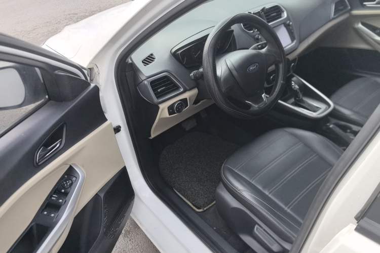 Used Ford Escort 2017 Revised Version 1.5L Automatic Comfort Edition