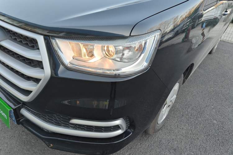 Used  M4 2019 Business & Travel Series 2.0L Manual Speed Edition China VI Standard
