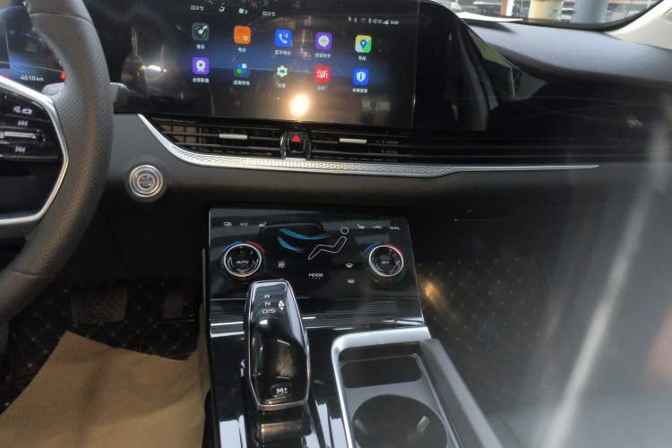 Used Bestune B70 2023 Third Generation 1.5T Automatic Enjoyment Version
