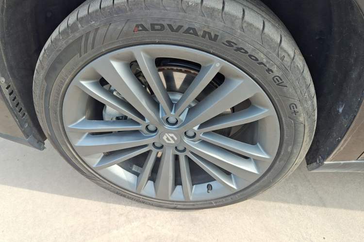 Used Leapmotor C16 2026 Extended-Range 280 LiDAR Zhizun Edition 6 Seats