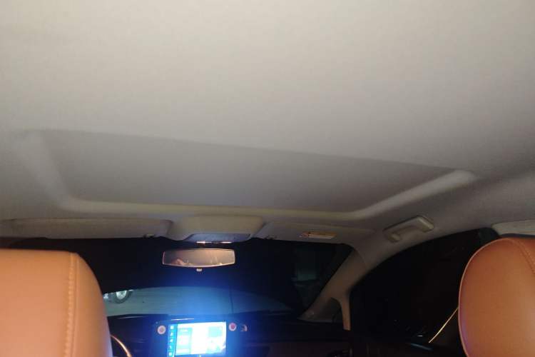 Used Buick GL8 2021 Land Cruiser Executive Class 652T Comfort Model
