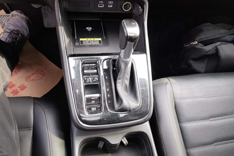 Used Honda CR-V 2023 240TURBO Two-Wheel Drive FENGSHANG Edition 7 Seats