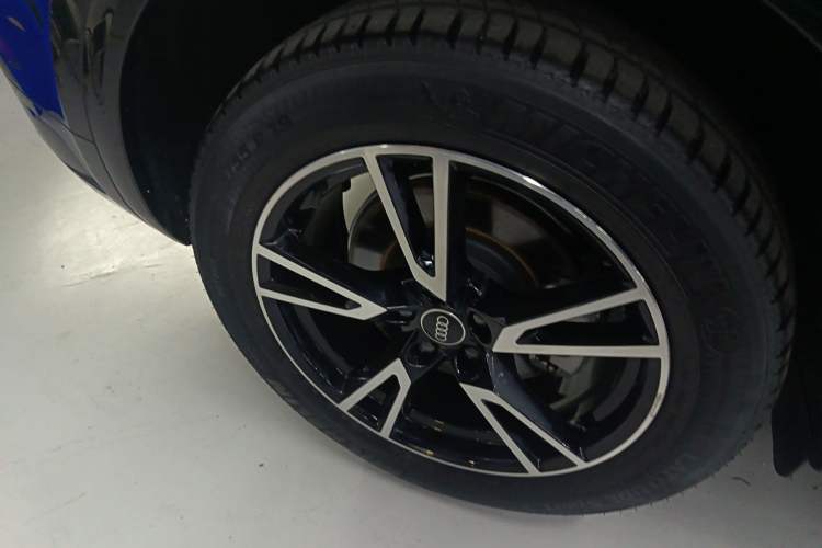 Used Audi Q5L 2025 40 TFSI Fashionable and Dynamic Edition
