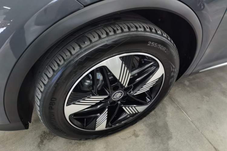 Used BYD Tang New Energy 2024 DM-i Glory Edition 112KM Prestige Model