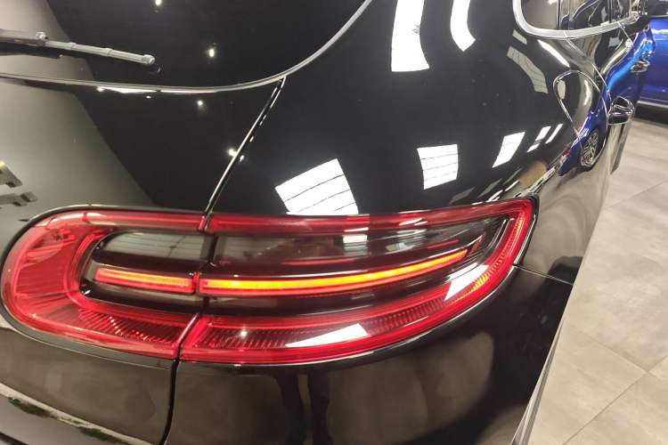 Used Porsche Macan 2017 Macan 2.0T
