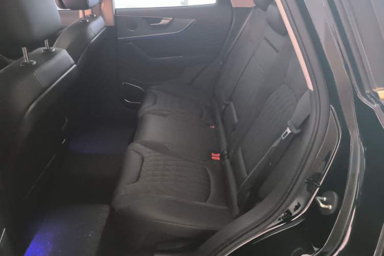 Used Hongqi HS5 2023 2.0T Qixiang Pro Edition