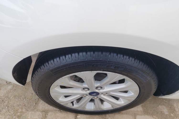 Used Ford Escort 2017 Happiness Edition 1.5L Automatic Fashion Version
