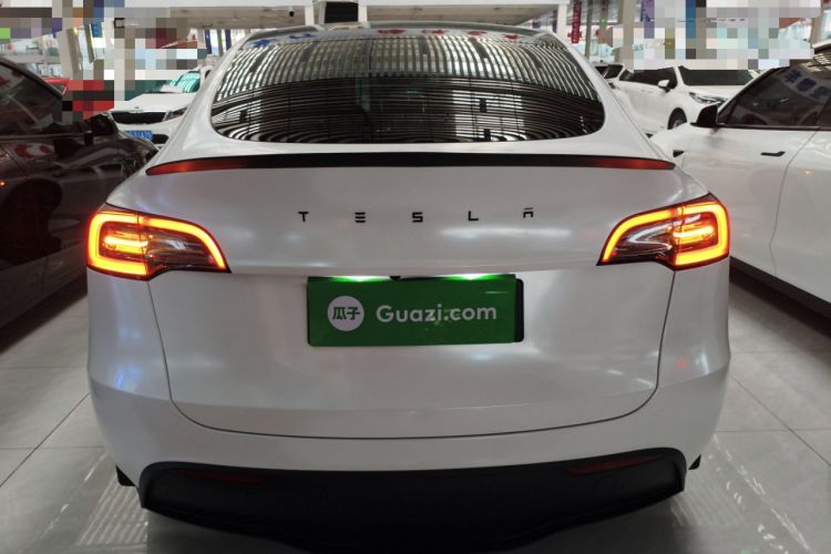 Used Tesla Model Y 2023 Rear-Wheel-Drive Version
