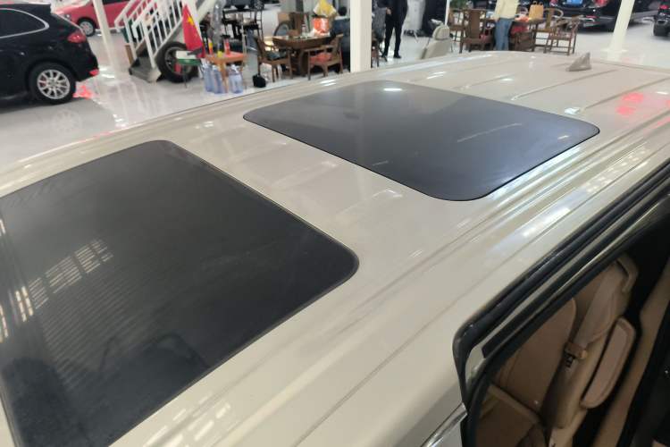 Used Buick GL8 2017 ES 28T Luxury Model China V Standard